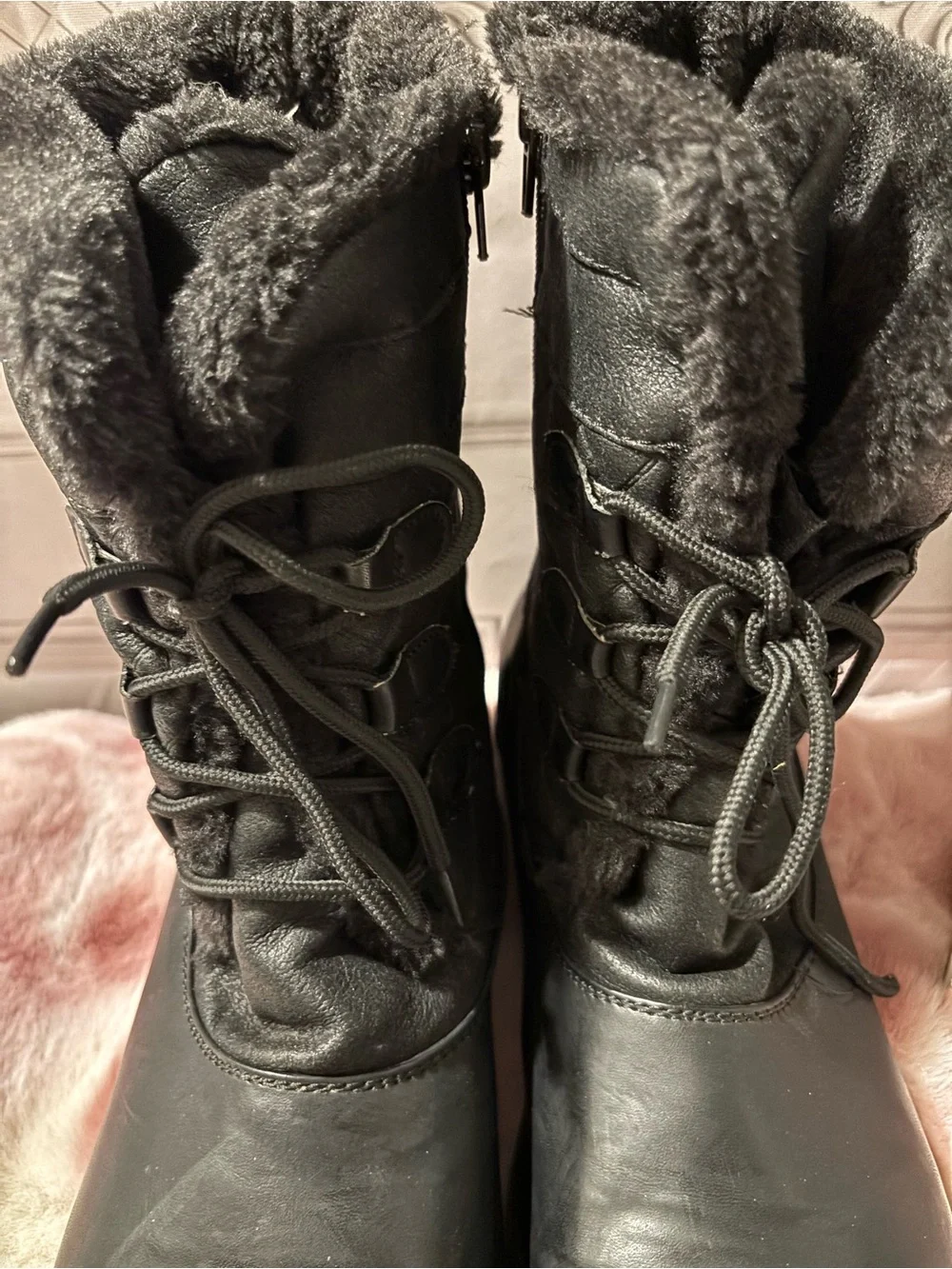 Rugged Outback Women's Black Faux Fur Winter Lace-Up Boots, Size 12W